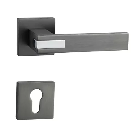 TITÁN Kilincsgarnitúra Oszt. Cly.-Fekete Cameo