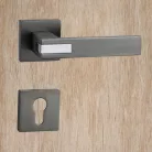 TITÁN Kilincsgarnitúra Oszt. Cly.-Fekete Cameo