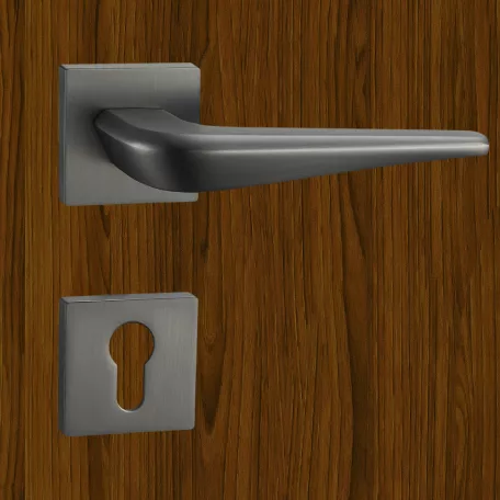 TITÁN Kilincsgarnitúra Oszt. Cly.-Fekete Leola