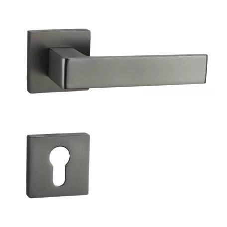 TITÁN Kilincsgarnitúra Oszt. Cly.-Fekete Terra