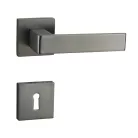 TITÁN Kilincsgarnitúra Oszt. Kly.-Fekete Terra