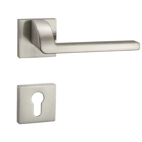 Kilincsgarnitúra Oszt. Cly.Szatén-Nikkel Pietra