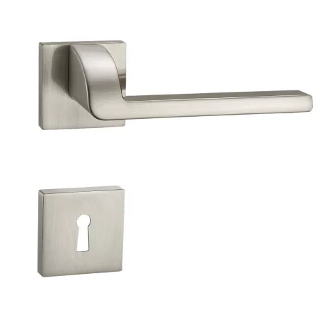 Kilincsgarnitúra Oszt. Kly.Szatén-Nikkel Pietra