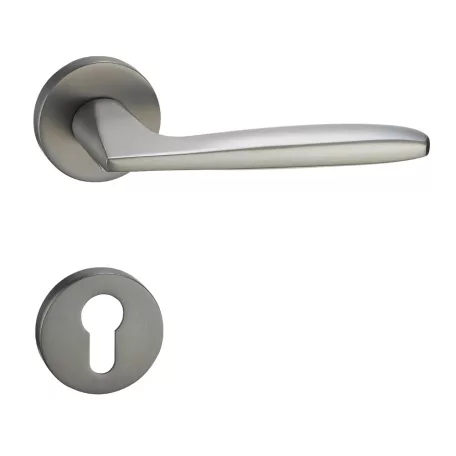 TITÁN Kilincsgarnitúra Oszt. Cly.-Fekete Flavia