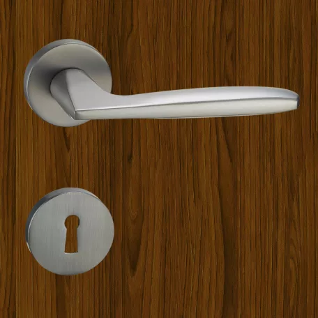 TITÁN Kilincsgarnitúra Oszt. Kly.-Fekete Flavia