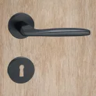 Kilincsgarnitúra Oszt. Kly. Matt-Fekete Flavia