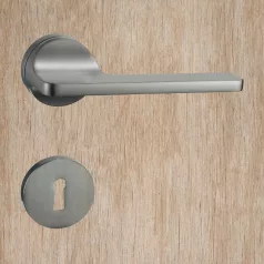 TITÁN Kilincsgarnitúra Oszt. Kly.-Fekete Maura