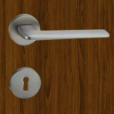 TITÁN Kilincsgarnitúra Oszt. Kly.-Fekete Lunetta