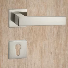 Kilincsgarnitúra Oszt. Cly.Szatén-Nikkel Byanca