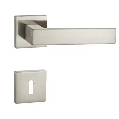 Kilincsgarnitúra Oszt. Kly.Szatén-Nikkel Byanca