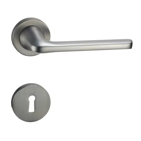 TITÁN Kilincsgarnitúra Oszt. Kly.-Fekete Melita