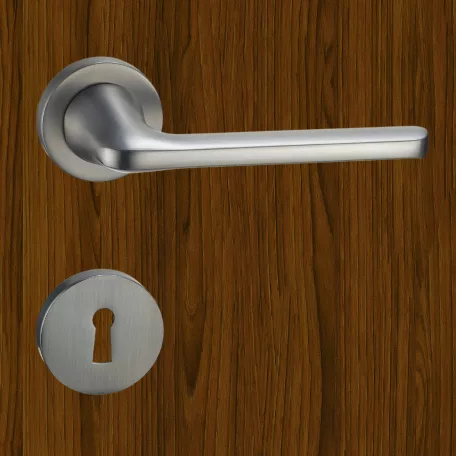 TITÁN Kilincsgarnitúra Oszt. Kly.-Fekete Melita