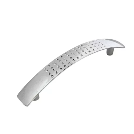 Bútorfogantyú Íves Pettyes 96 mm Króm Ak2329B