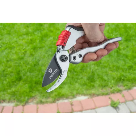 VERTO Metszőolló 195 mm Alu.Mellévágó M:18 mm