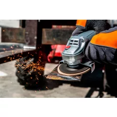 GRAPHITE Lamellás Tisztítókorong 115*22,2 mm K100 