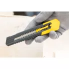 STANLEY Pvc Kés 18 mm Törd.Müa.Házas 1-10-151