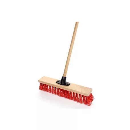 Betonseprű 60 cm Műa.Szálas Fanyéllel Ar. Udvarseprü