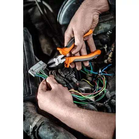 NEO TOOLS Oldalcsípőfogó 180mm Műa.Ny.