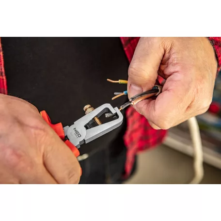 NEO TOOLS Kábelcsupaszító Fogó 160mm Szigetelt