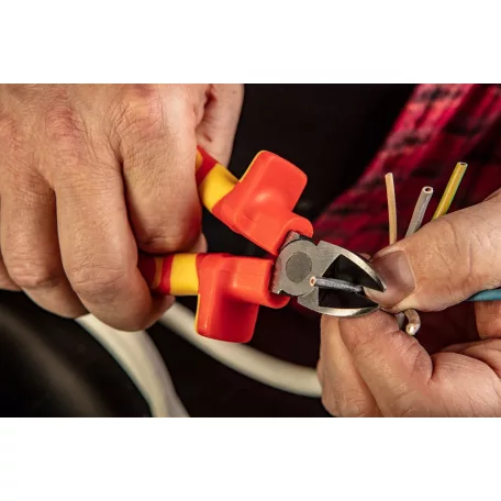 NEO TOOLS Oldalcsípőfogó 160mm Szigetelt1000V