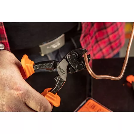 NEO TOOLS Drótvágó Fogó 210mm Max:5mm