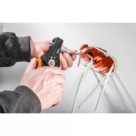 NEO TOOLS Kábelcsupaszitó 170mm Automata 1-3,2mm2