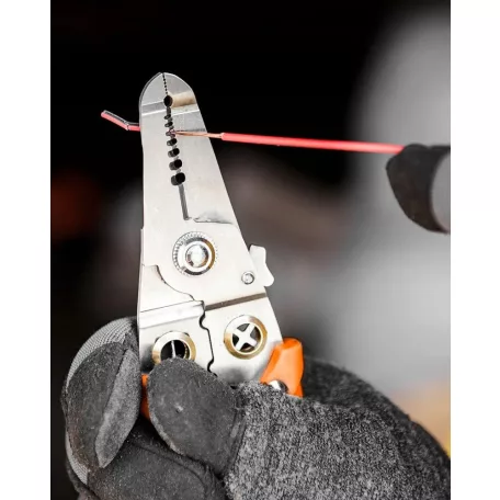 NEO TOOLS Kábelcsupaszitó Fogó 180 mm 6In1 0,8-3,2 