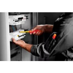 NEO TOOLS Csavarhúzó Ph2*100mm Szigetelt 1000V