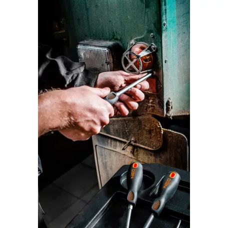 NEO TOOLS Csavarhúzó Készlet 37 Bittel