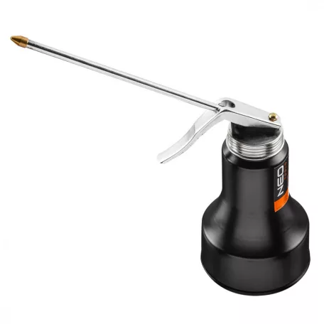 NEO TOOLS Olajozó Merev Csőrrel 350Cm3