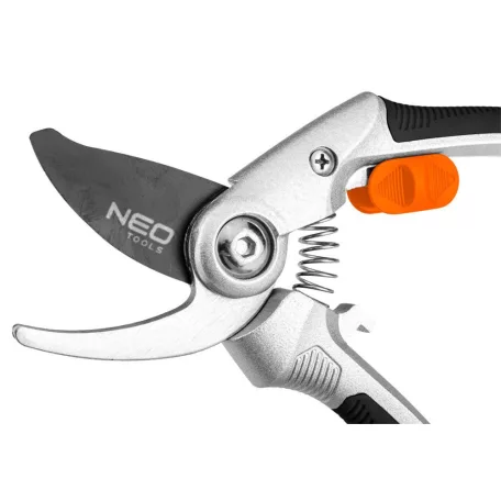 NEO TOOLS Metszőolló 210 mm M:20 mm Alu. Tpr