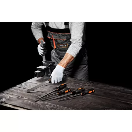 NEO TOOLS Reszelő Félkerek 200/2 Gumir.Nyéllel
