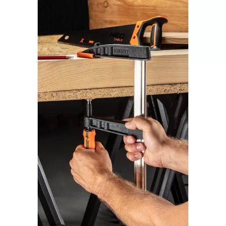 NEO TOOLS Gyorscsavarszorító 120*500mm Fanyelű