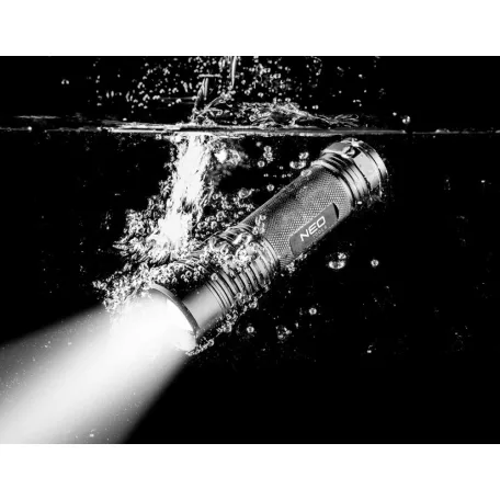 NEO TOOLS Elemlámpa 200Lum Vízálló Alu. Led 3Aaa